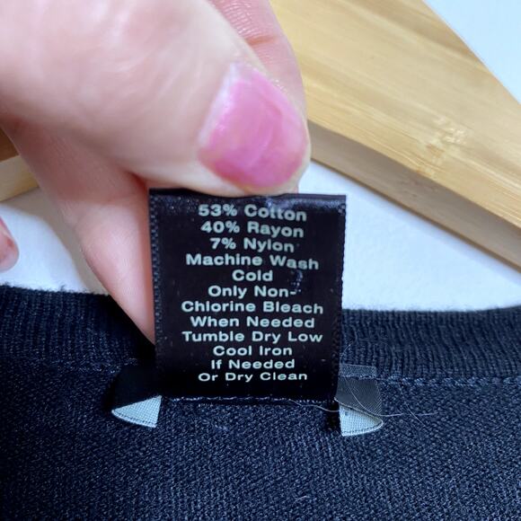 Ann Taylor Factory Tiered Ruffle Button Front Cardigan Sweater Size XS - Picture 4 of 5